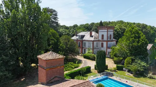 Saint-Nauphary Tarn-et-Garonne castillo foto 7109540