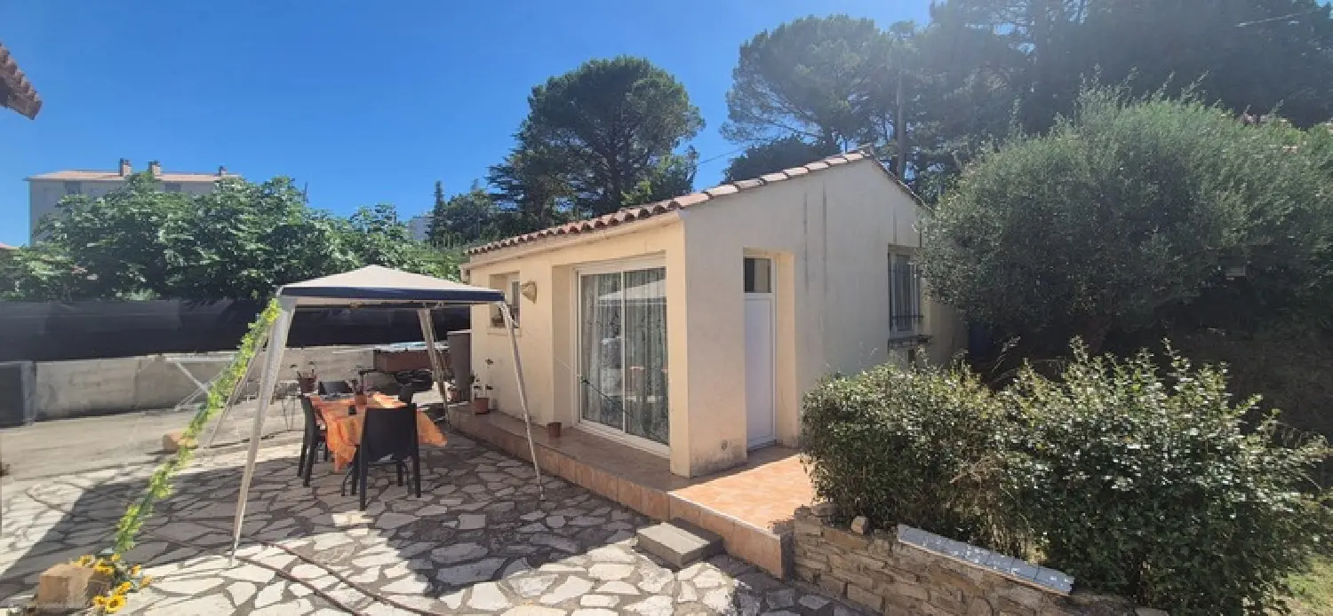  te koop stadshuis Alès Gard 3