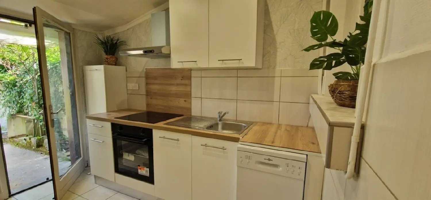  for sale city house Angoulême Charente 5
