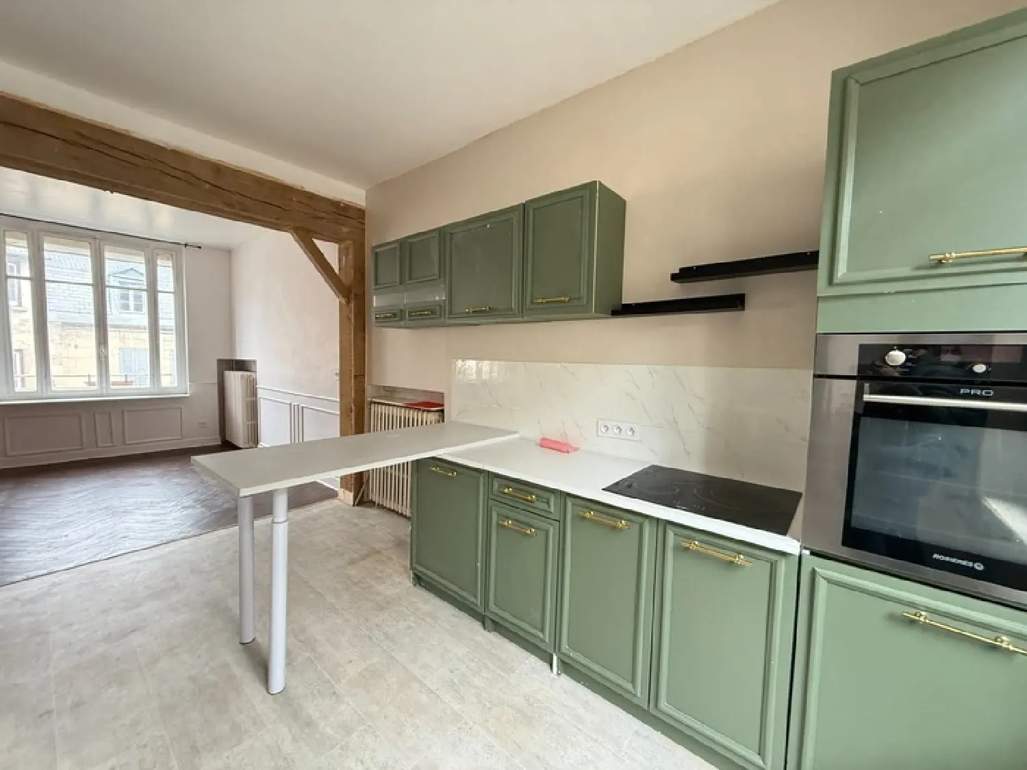  te koop stadshuis Dun-le-Palestel Creuse 2