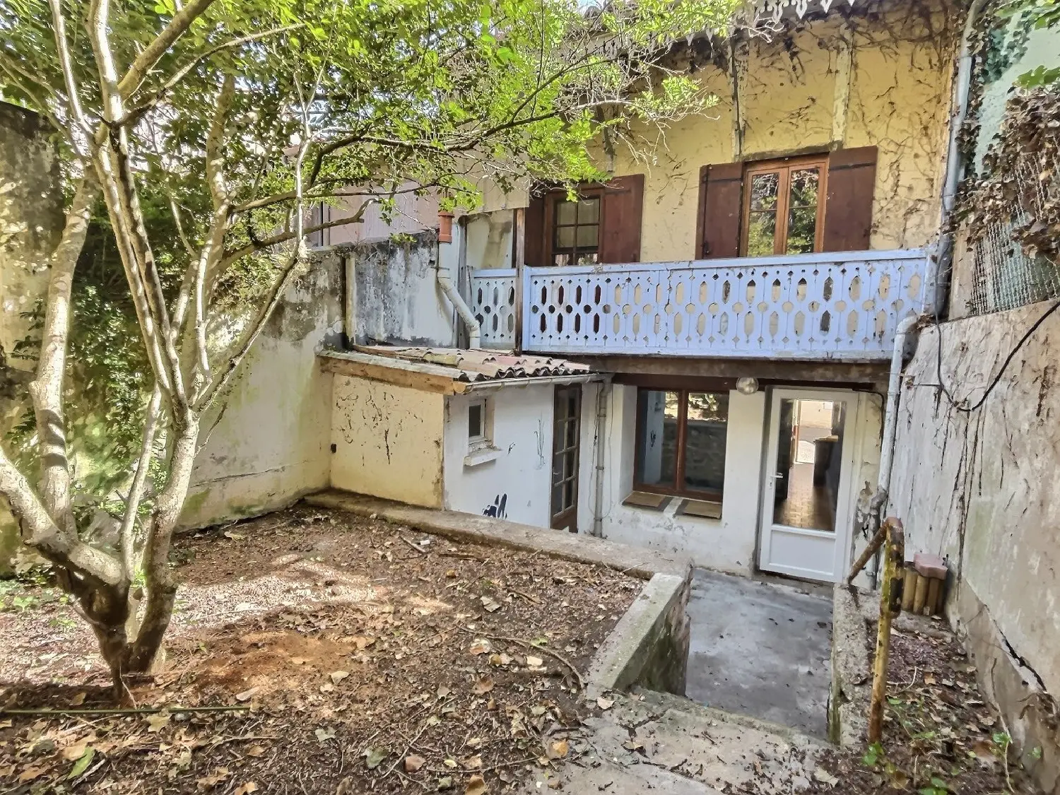  for sale city house La Réole Gironde 1