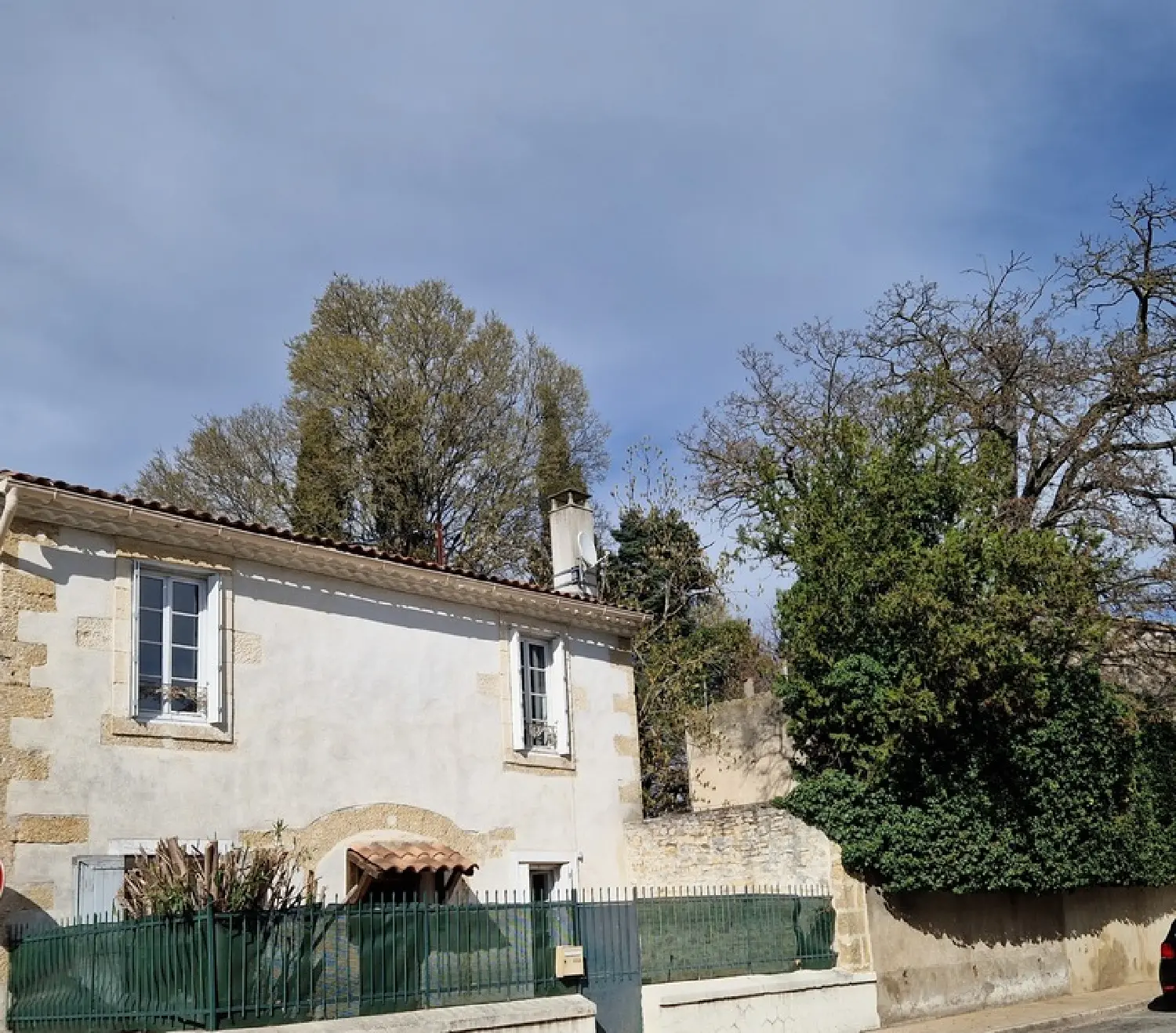  for sale city house Marguerittes Gard 1
