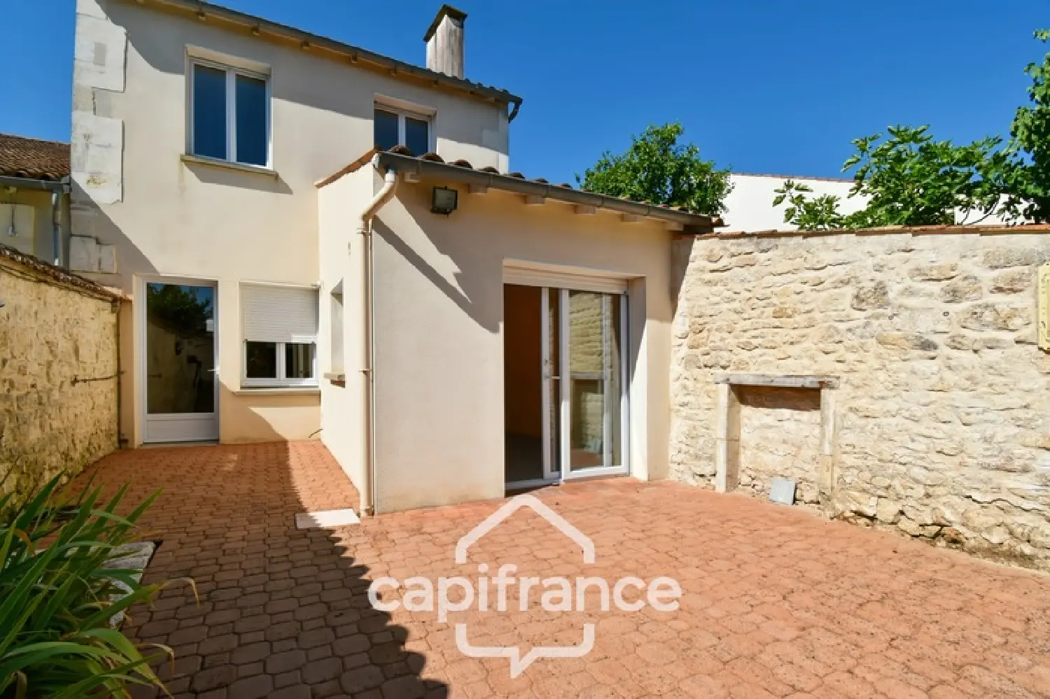  à vendre maison de ville Saint-Jean-d'Angély Charente-Maritime 7