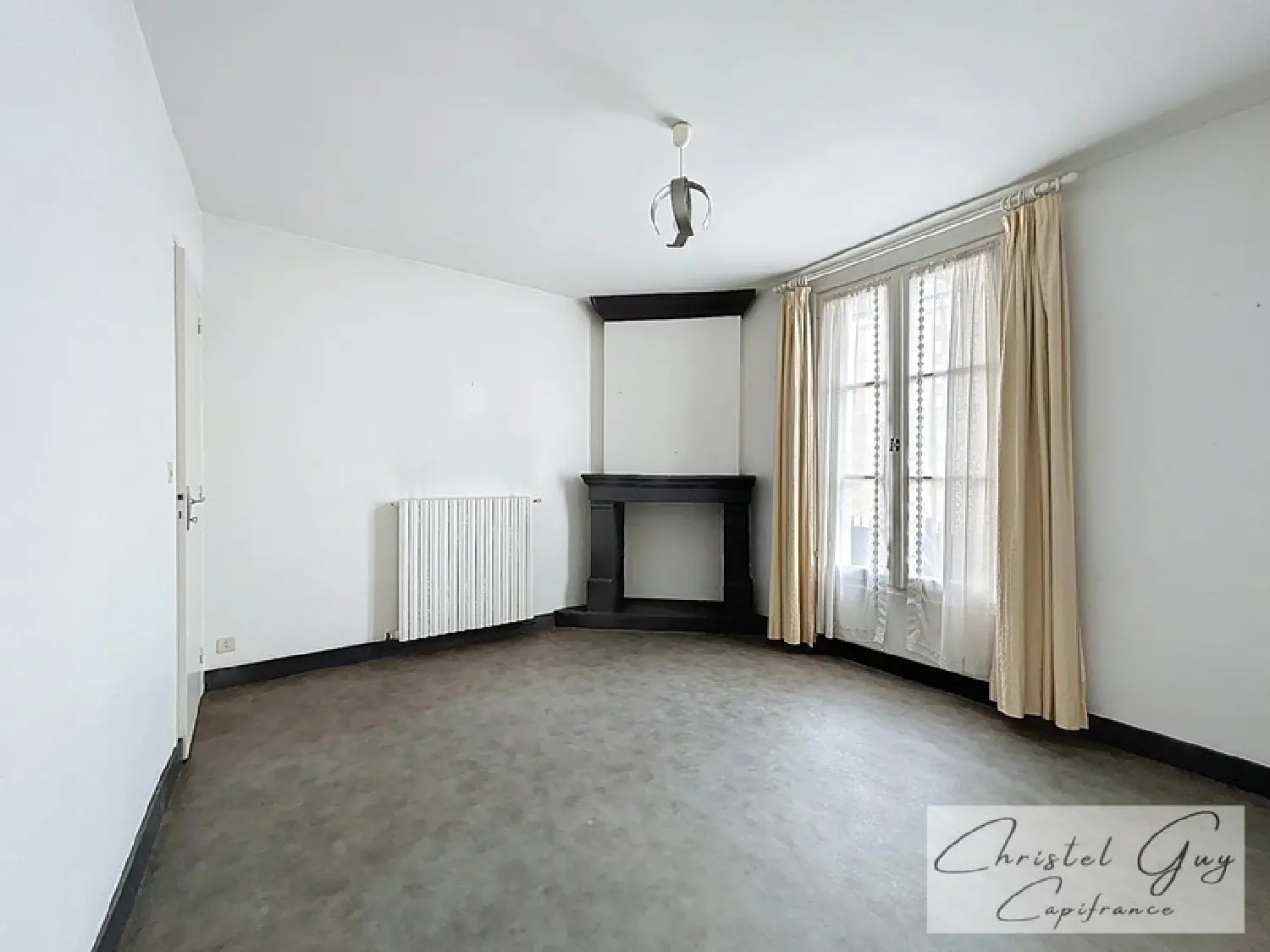  te koop stadshuis Vaas Sarthe 3