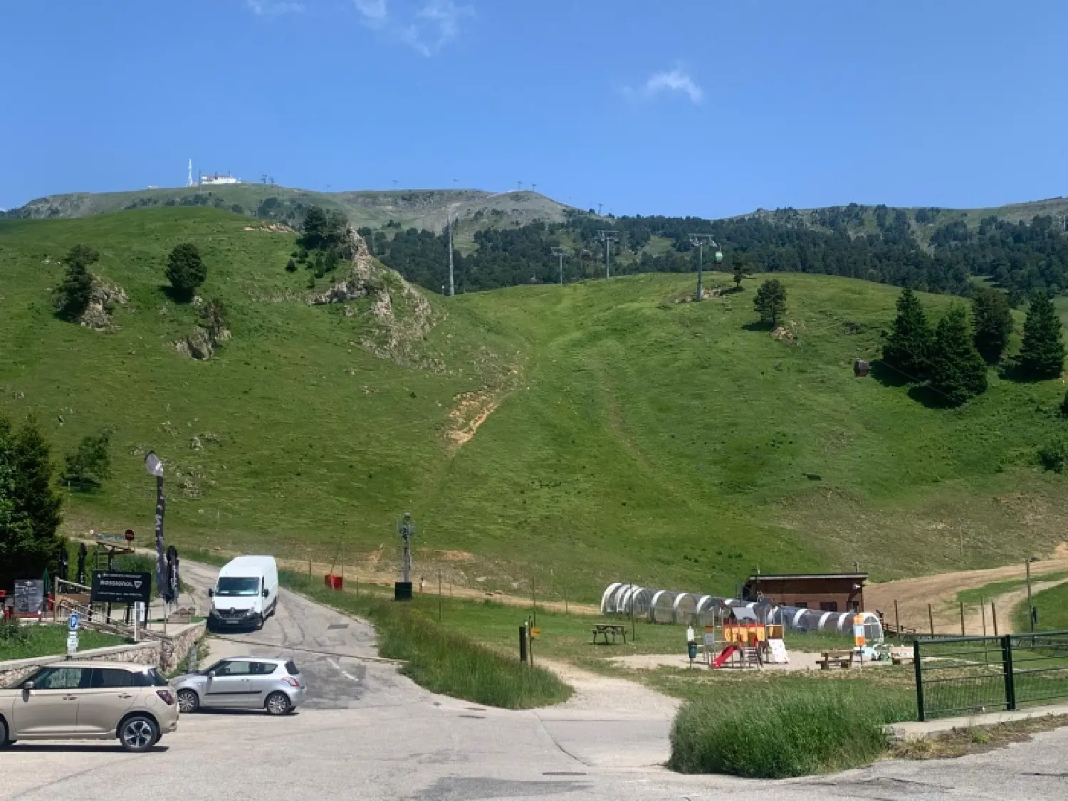  te koop bedrijfsruimte/ kantoor Chamrousse Isère 5