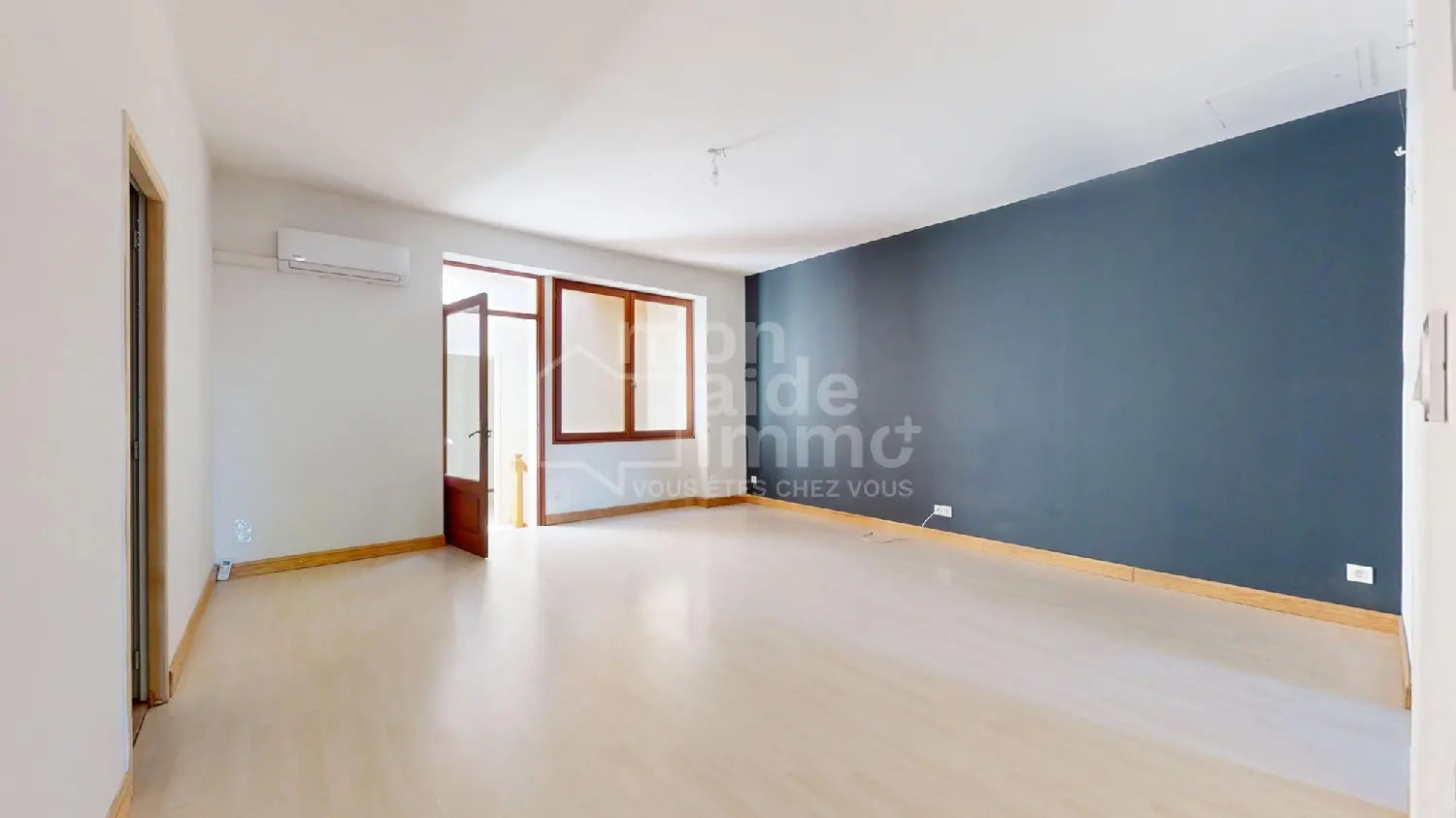  for sale commercial Grignols Gironde 8