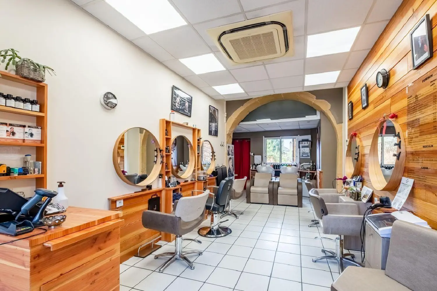  for sale commercial Le Bois-d'Oingt Rhône 4
