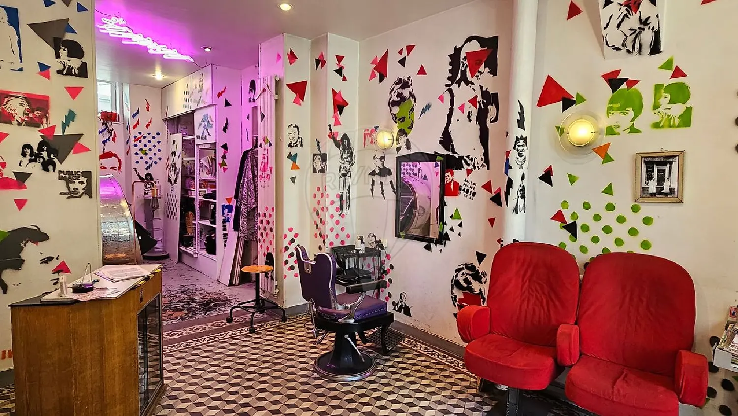  te koop bedrijfsruimte/ kantoor Paris 19e Arrondissement Parijs (Seine) 2
