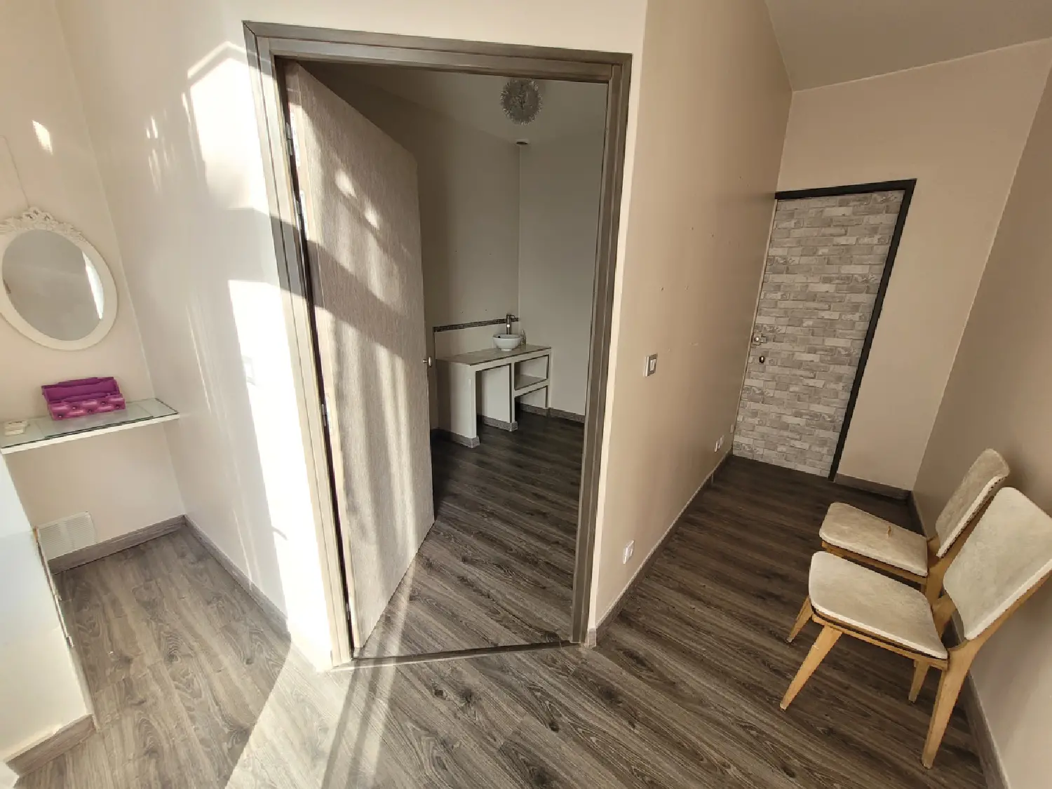  te koop bedrijfsruimte/ kantoor Puissalicon Hérault 3