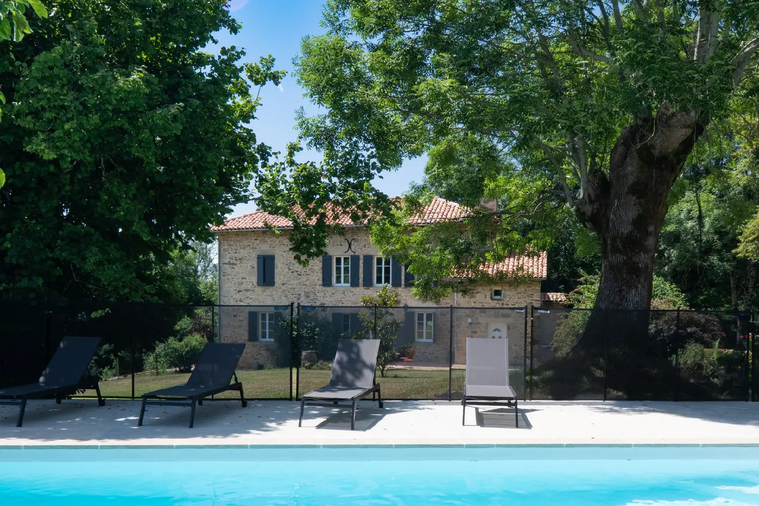  for sale estate Figeac Lot 2