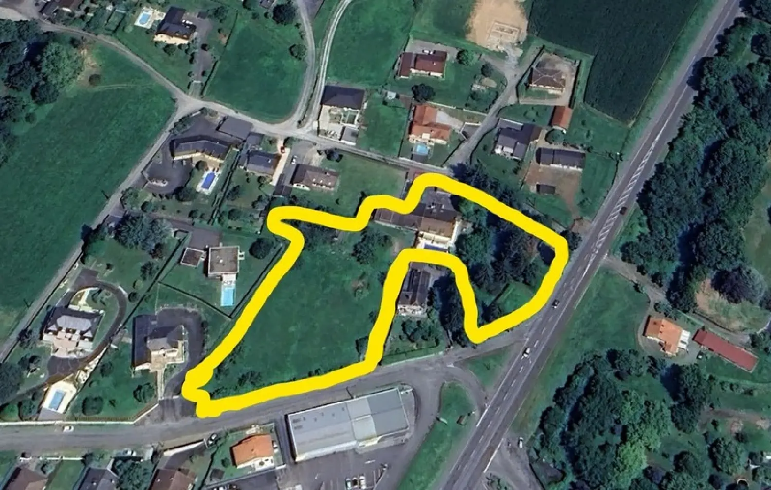 te koop landgoed Lourdes Hautes-Pyrénées 1