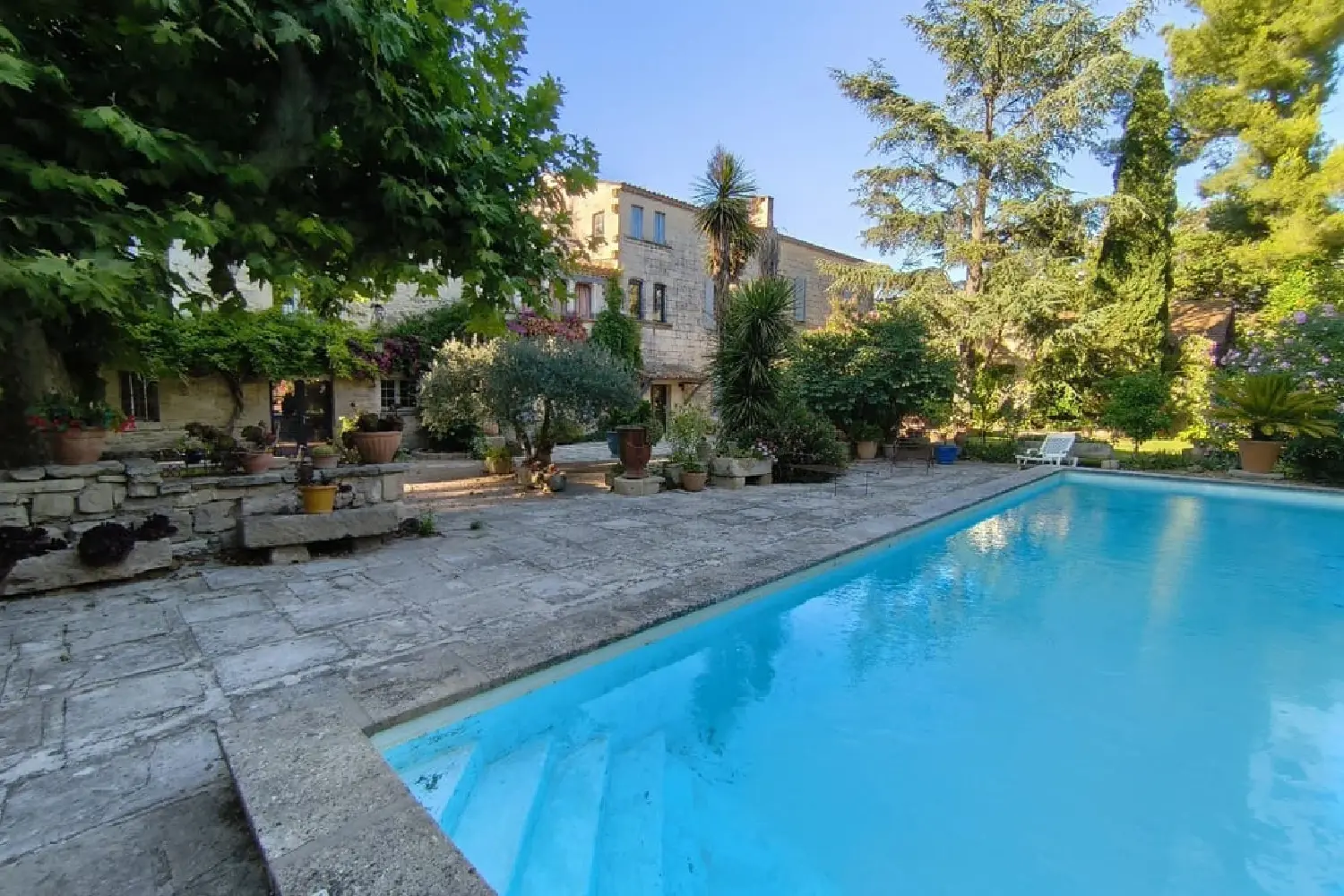  te koop boerderij Beaucaire Gard 1