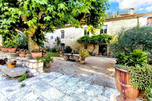  te koop boerderij Beaucaire Gard 2