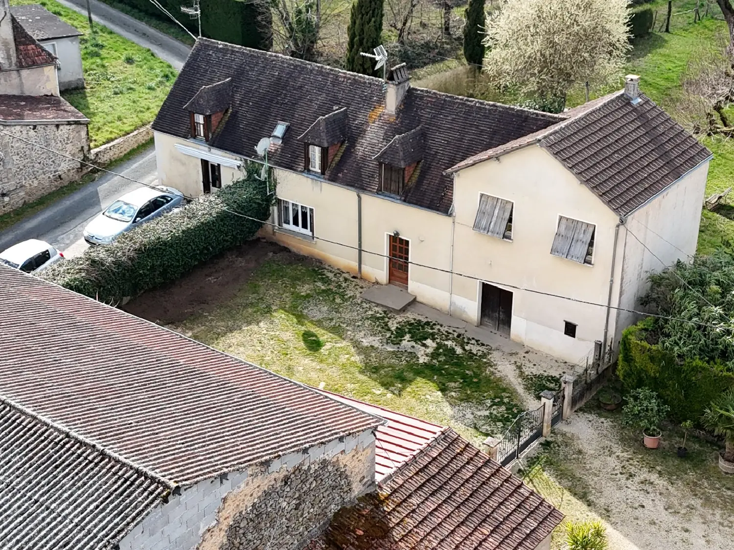  te koop boerderij Rouffignac-Saint-Cernin-de-Reilhac Dordogne 2