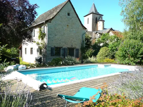 Salles-Courbatiès Aveyron ferme foto 7112187