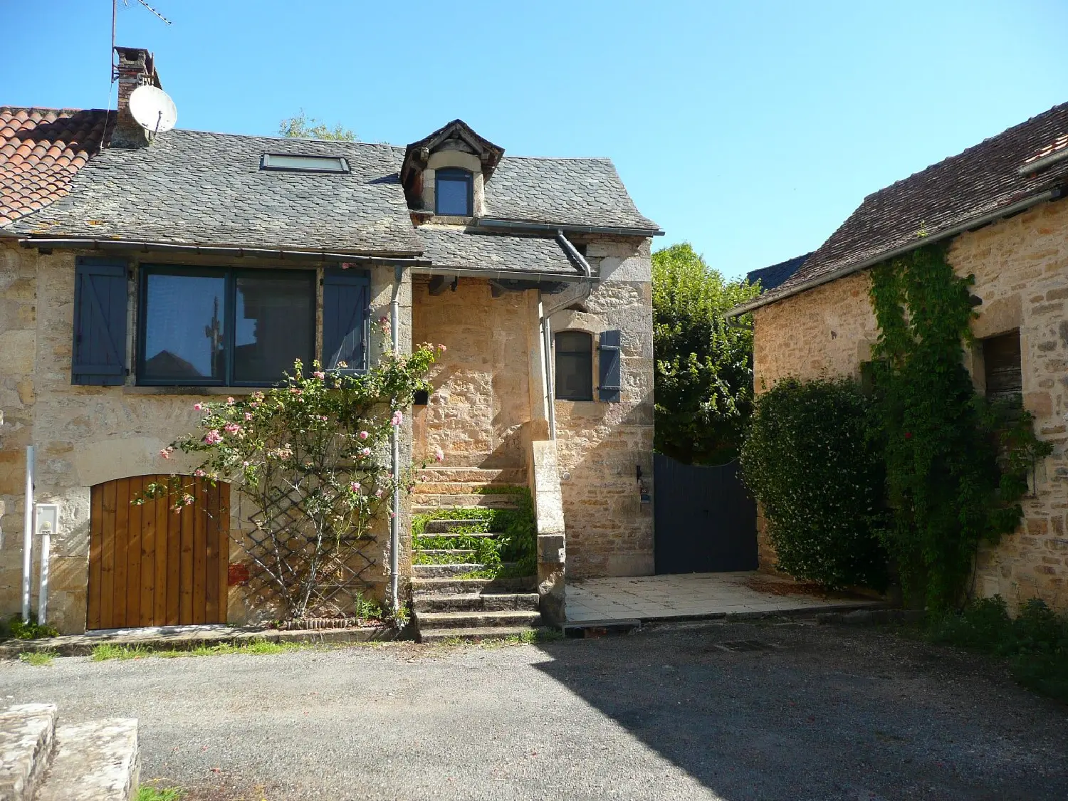  à vendre ferme Salles-Courbatiès Aveyron 2