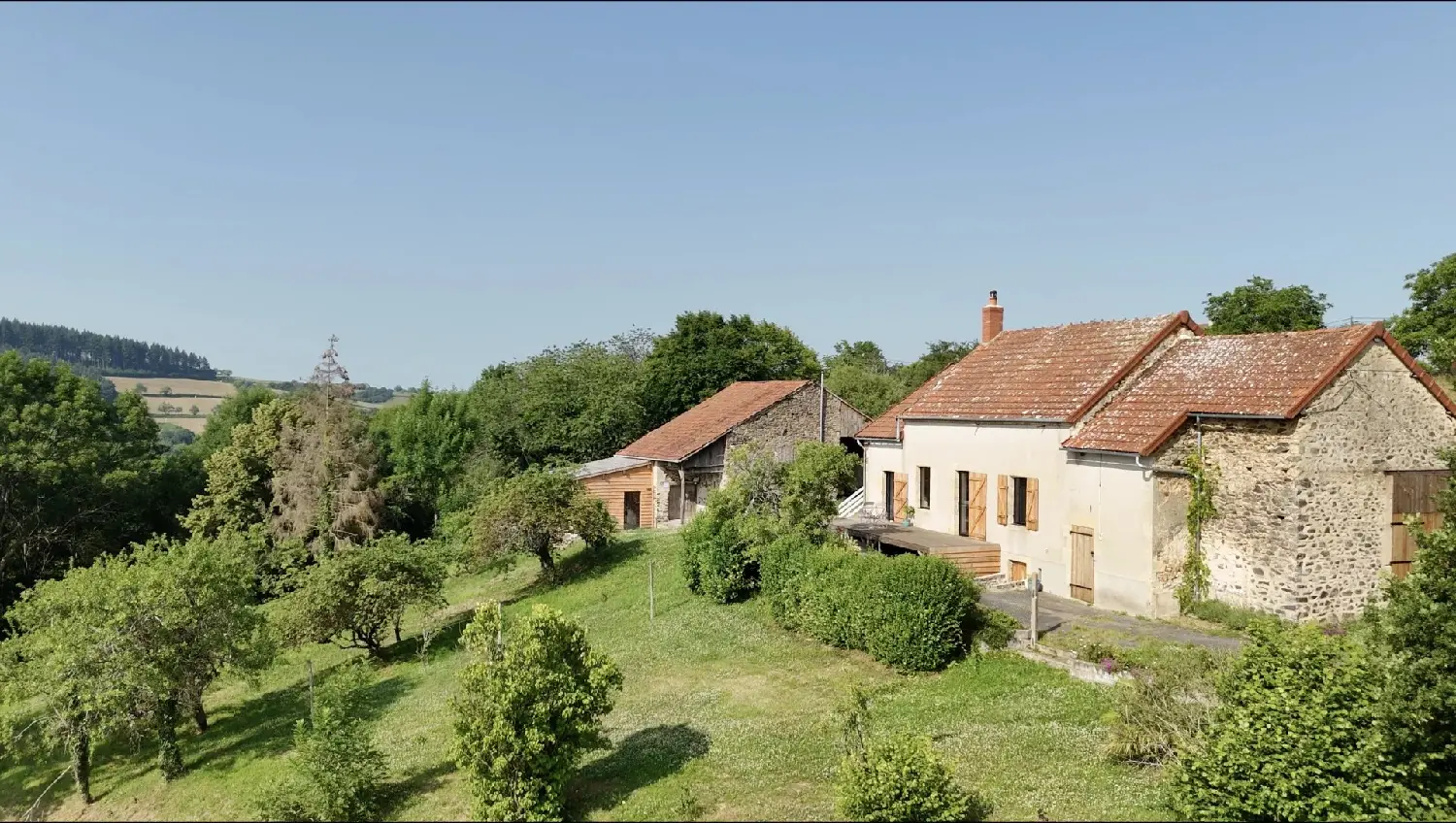  à vendre ferme Sémelay Nièvre 1