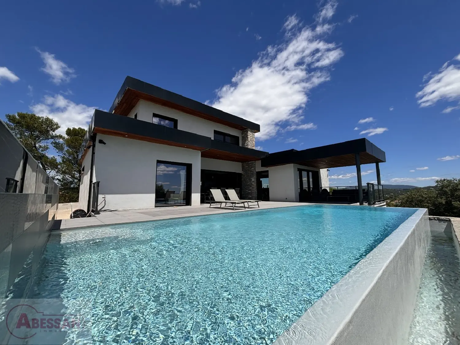  te koop huis Alès Gard 1
