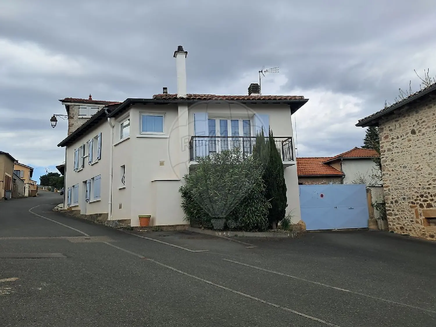  for sale house Arbuissonnas Rhône 2
