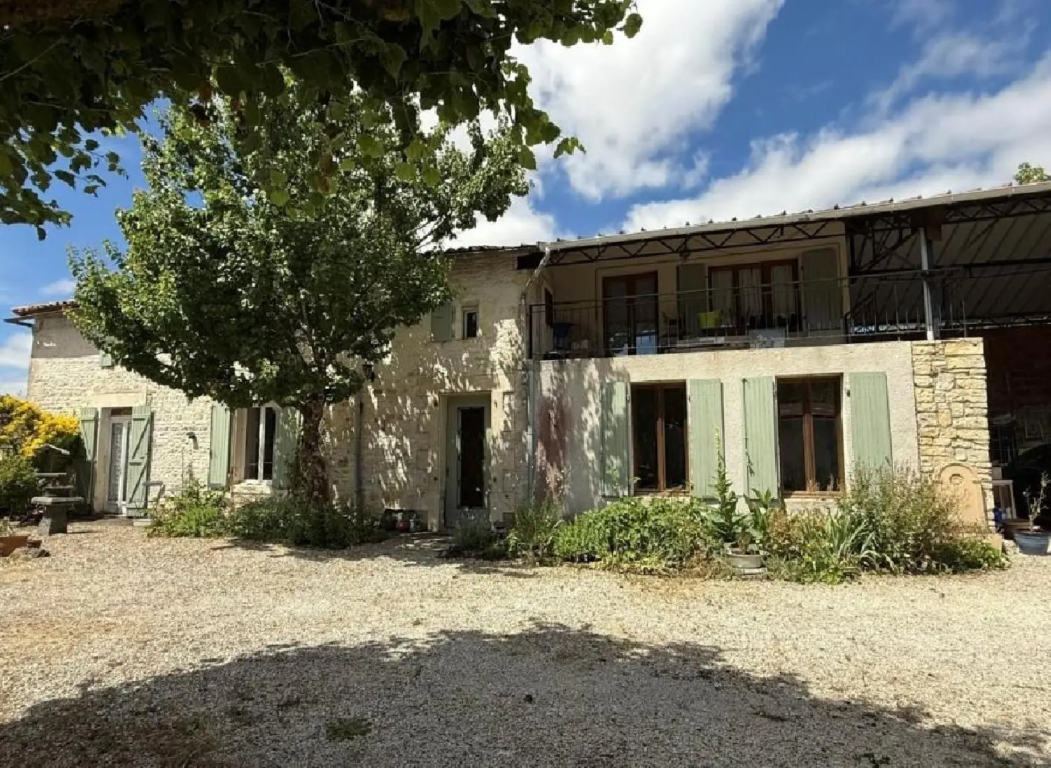  à vendre maison Aunac Charente 3