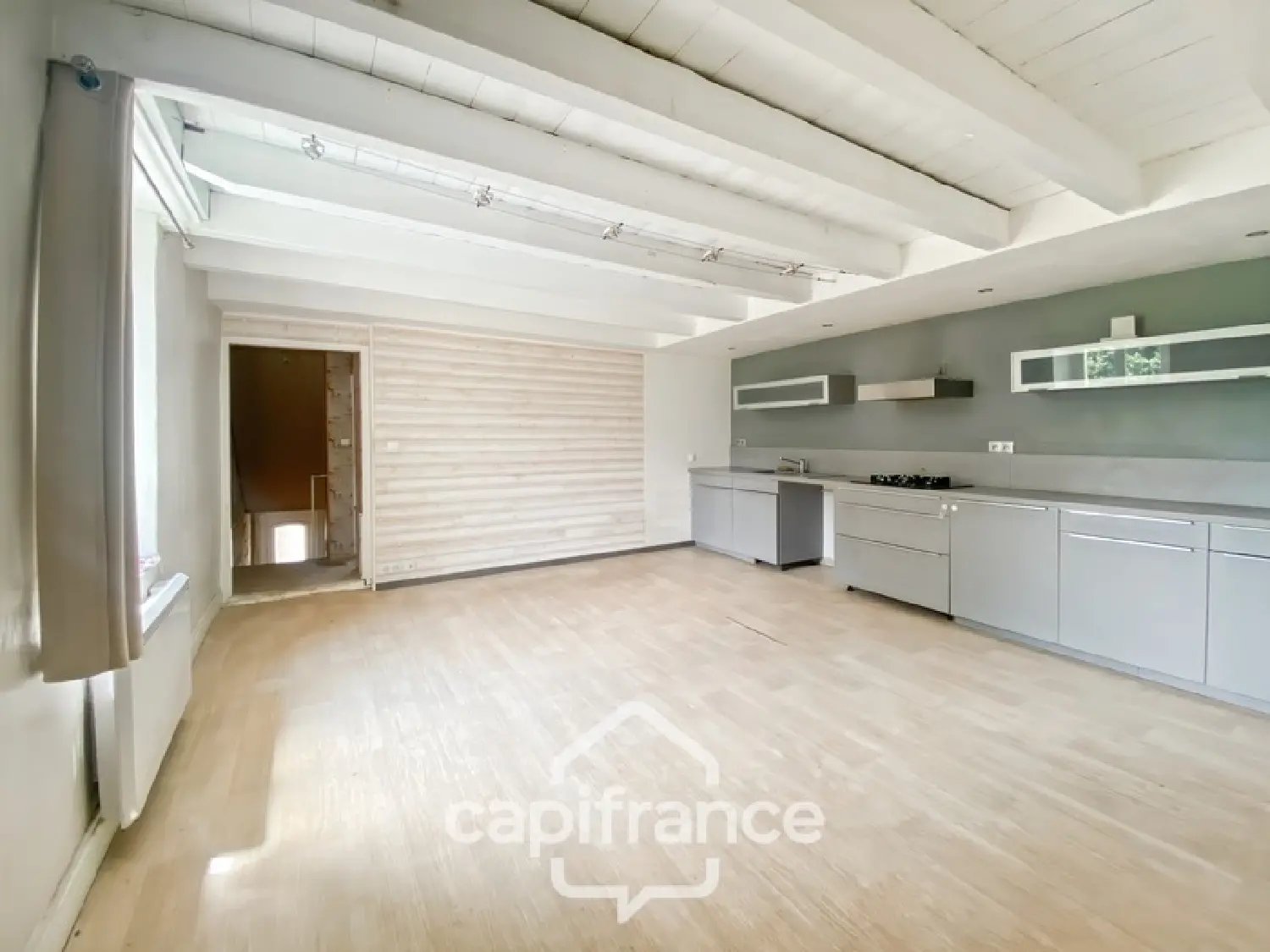  kaufen Haus Balanod Jura 4