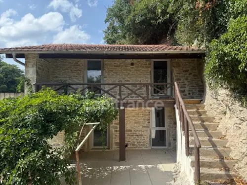 Berzé-la-Ville Saône-et-Loire casa foto 7115422