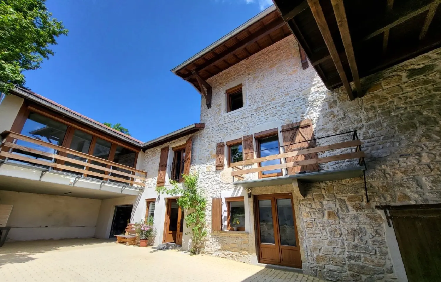  à vendre maison Briord Ain 1