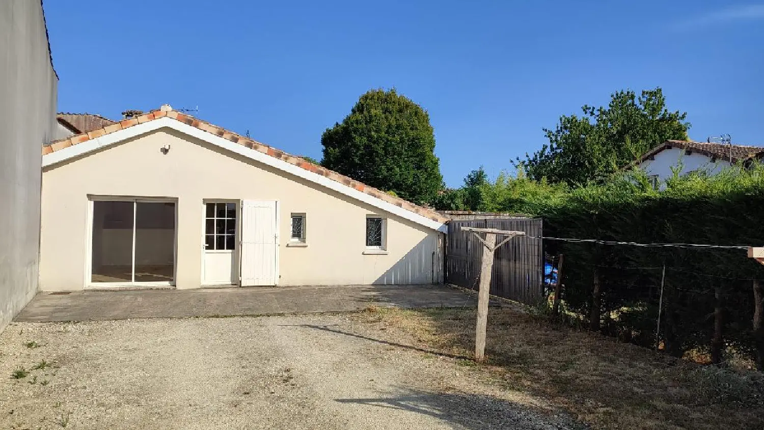  te koop huis Brizambourg Charente-Maritime 1
