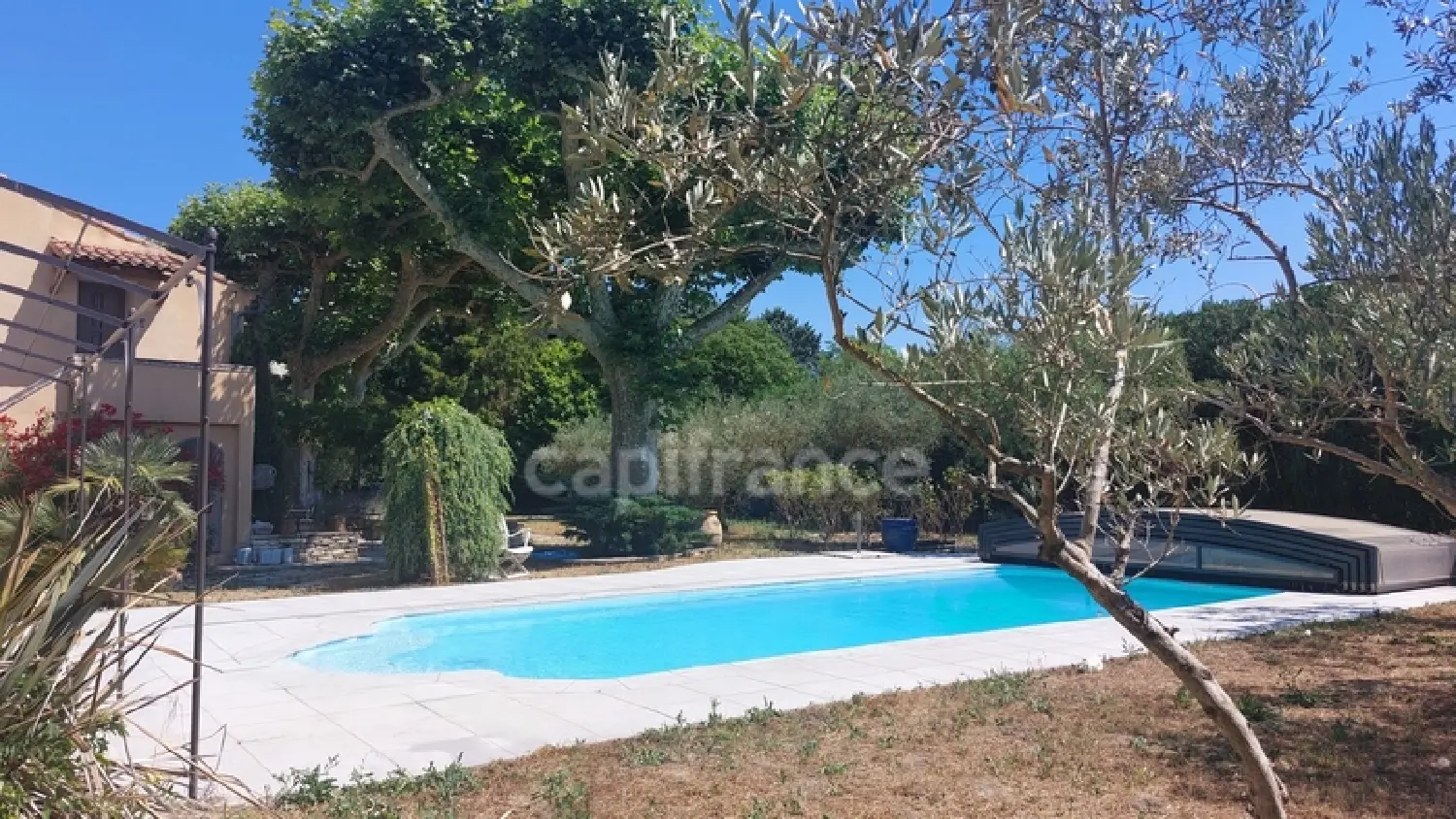  te koop huis Cabannes Bouches-du-Rhône 2