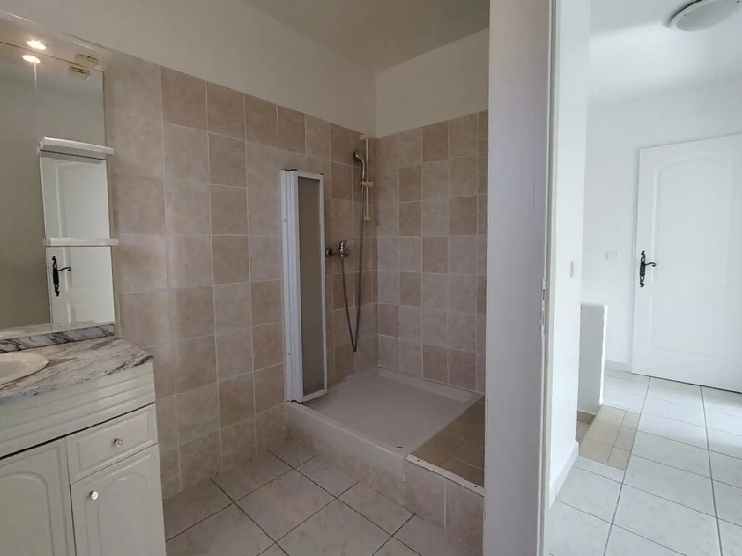  for sale house Cadenet Vaucluse 7