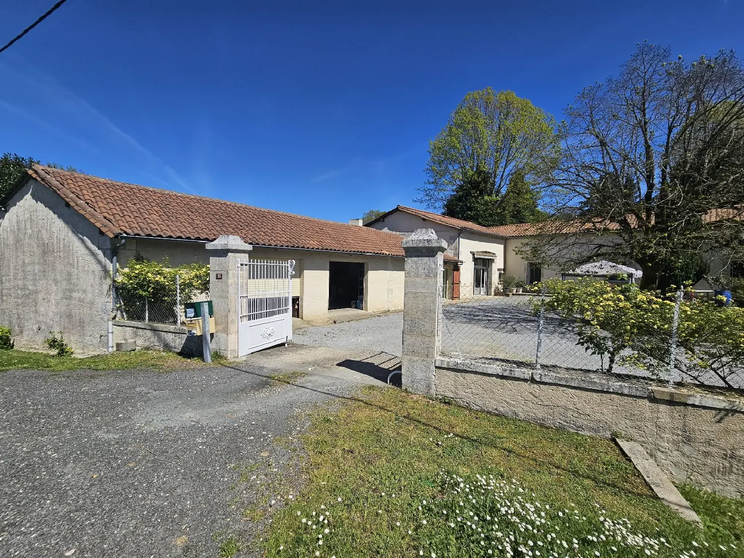  te koop huis Chalagnac Dordogne 2