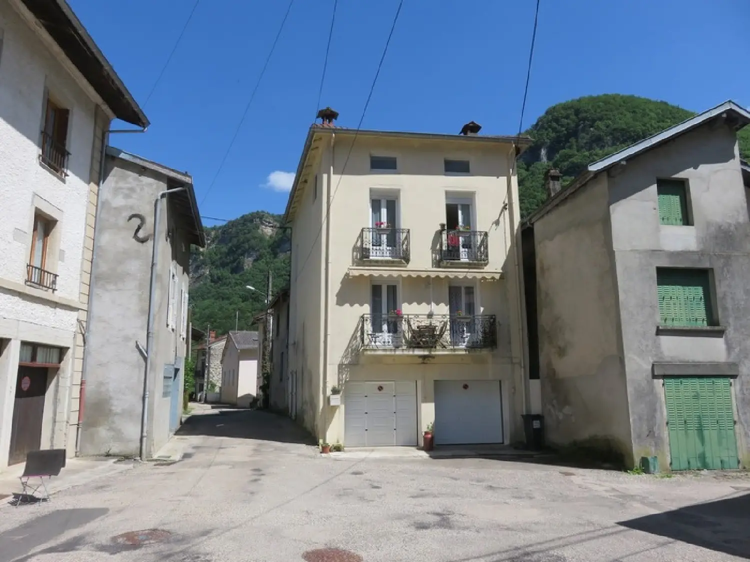  en venta casa Chaley Ain 1