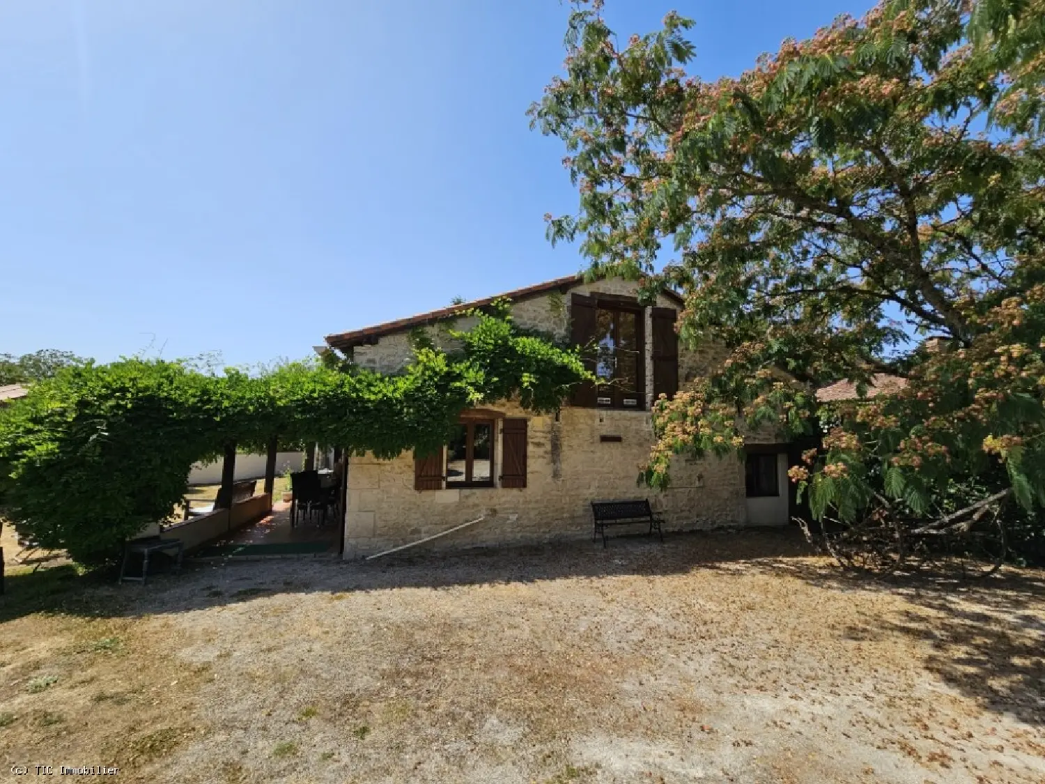  te koop huis Champagne-Mouton Charente 6