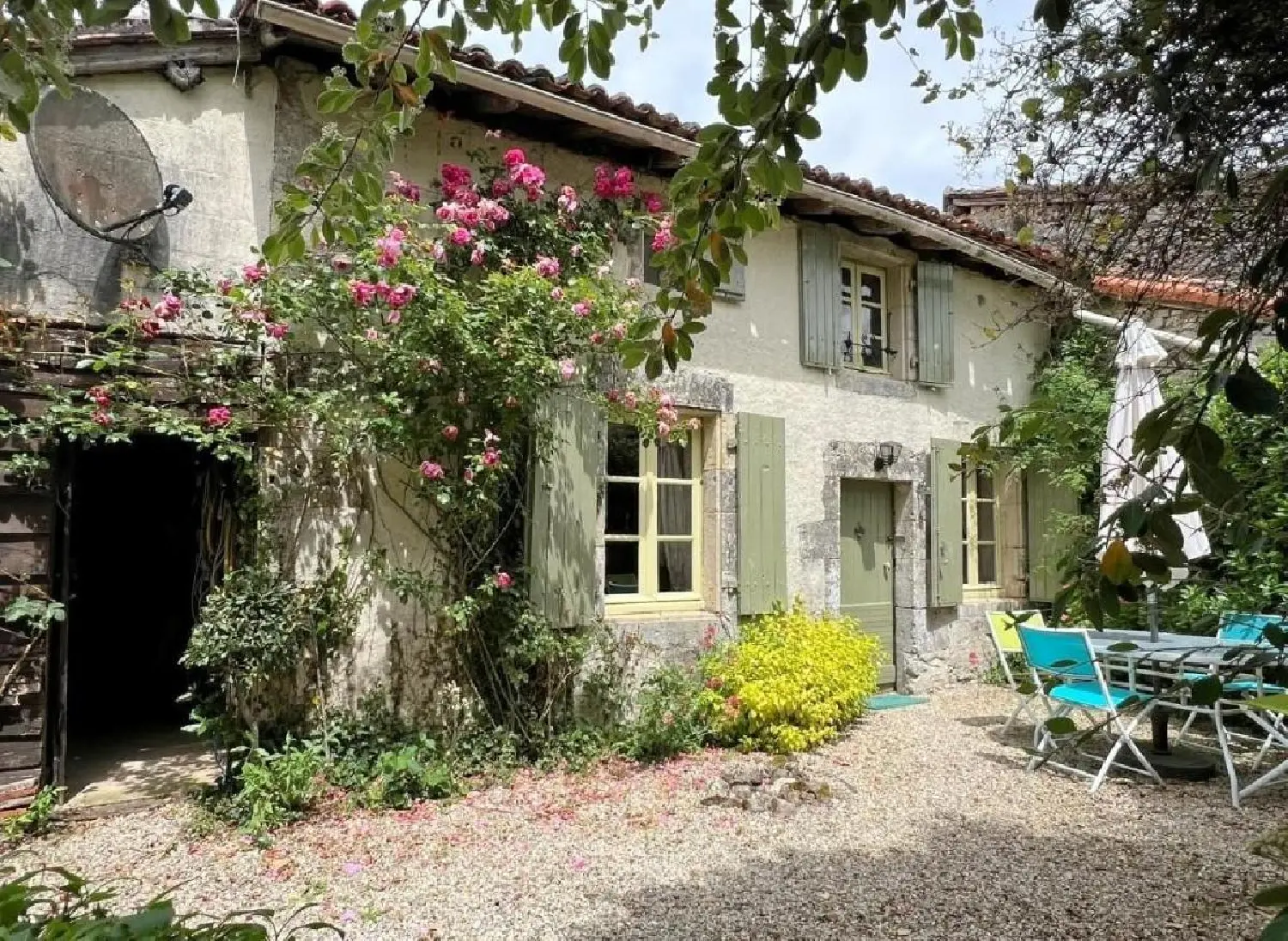  te koop huis Champagne-Mouton Charente 1
