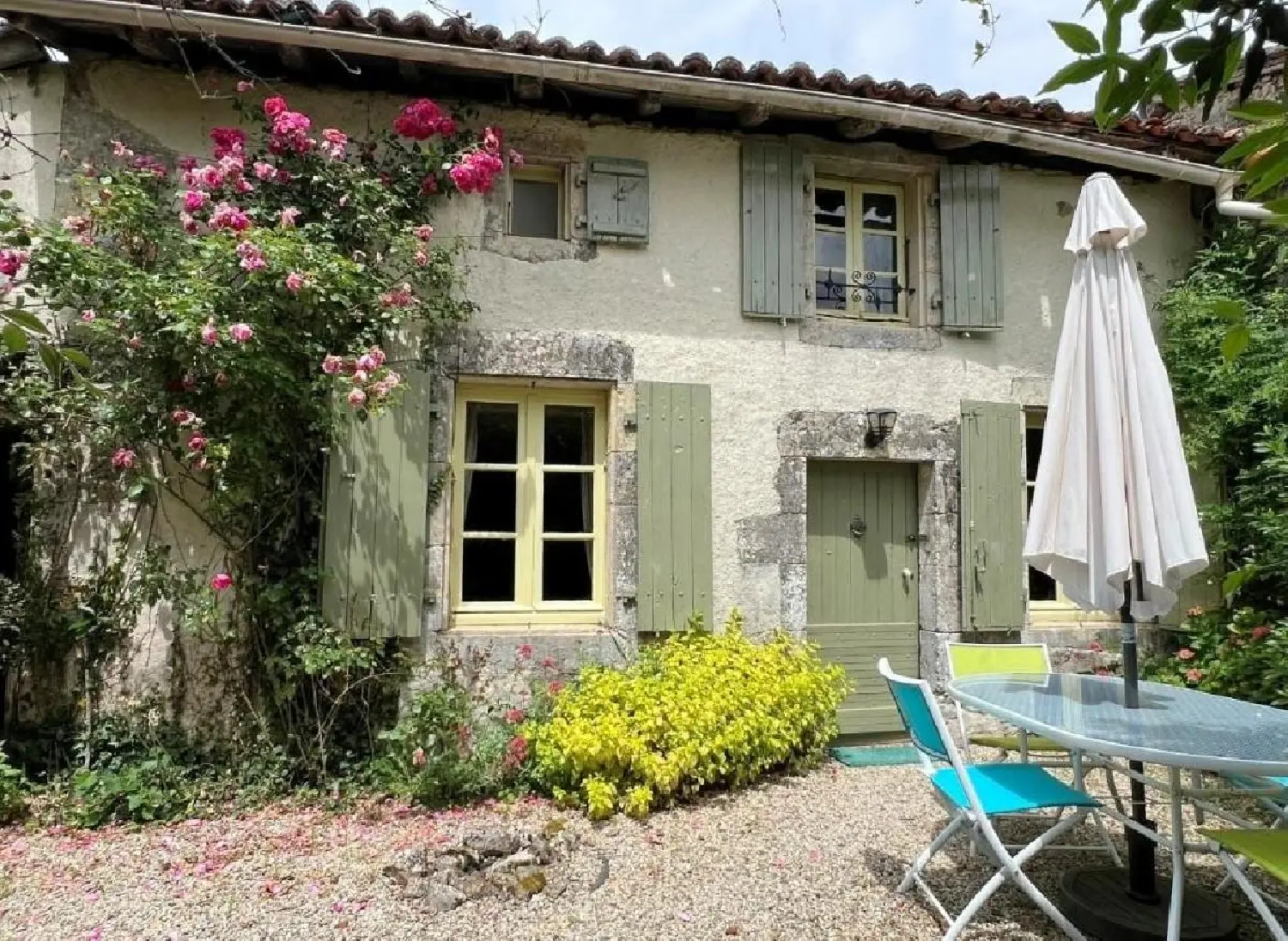  te koop huis Champagne-Mouton Charente 3
