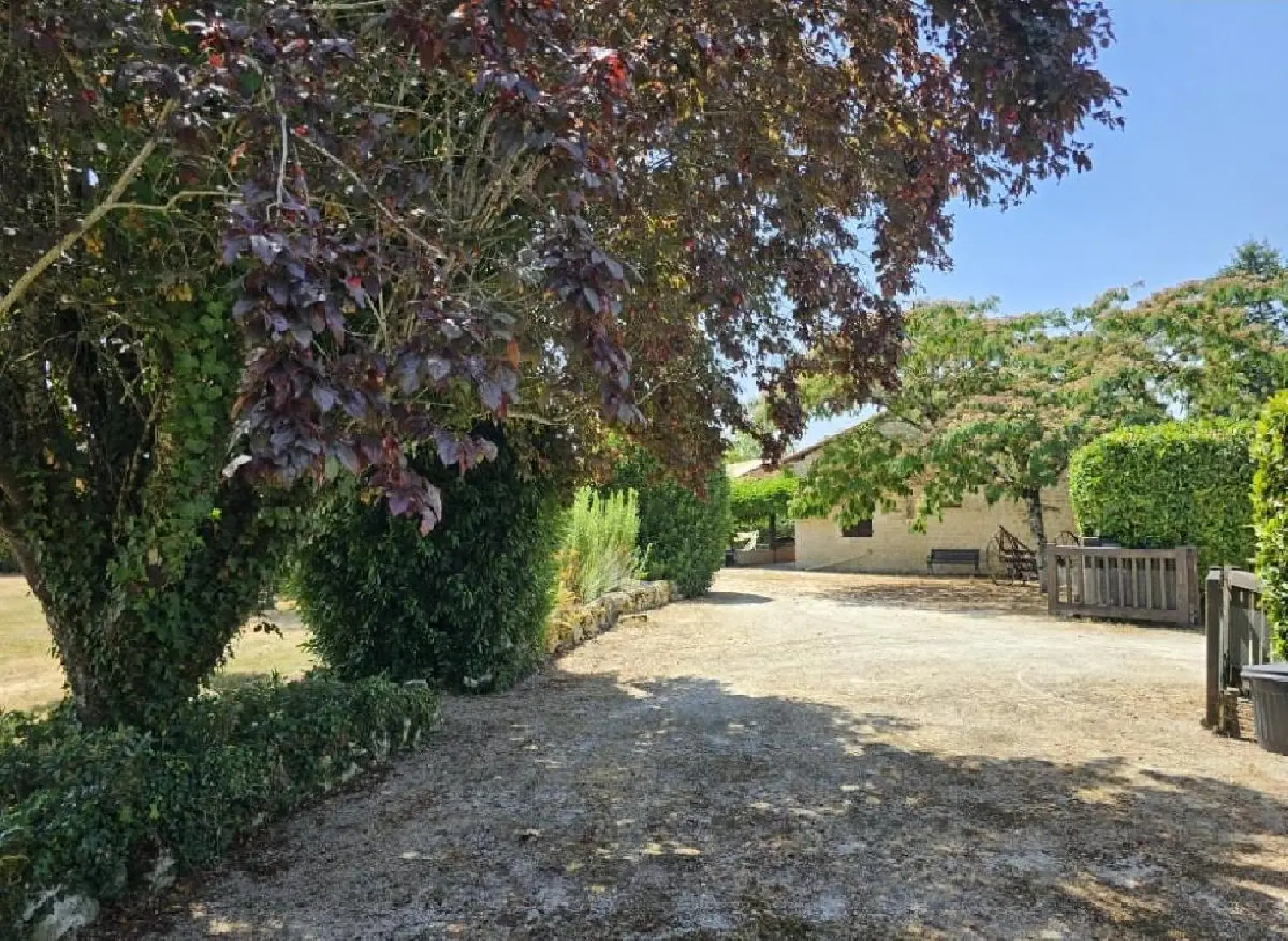 en venta casa Champagne-Mouton Charente 2