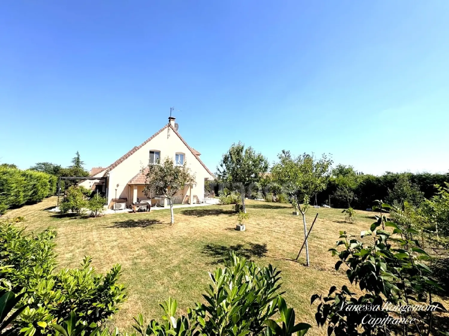  for sale house Charbuy Yonne 3