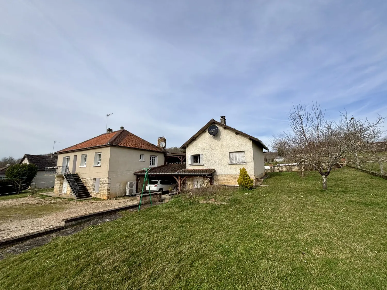  à vendre maison Coulaures Dordogne 1