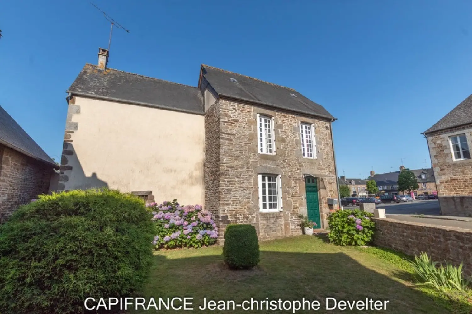  te koop huis Désertines Mayenne 2
