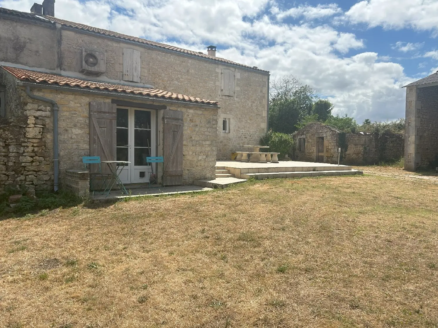 en venta casa Écoyeux Charente-Maritime 3