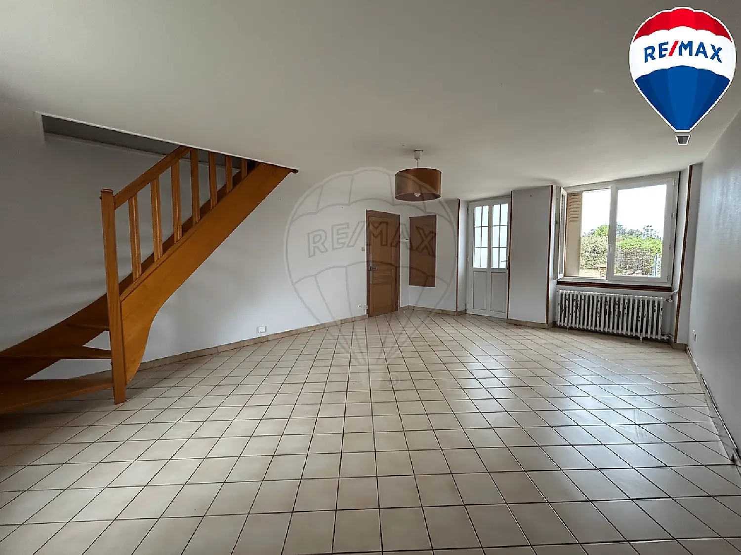  for sale house La Chapelle-Saint-Ursin Cher 1