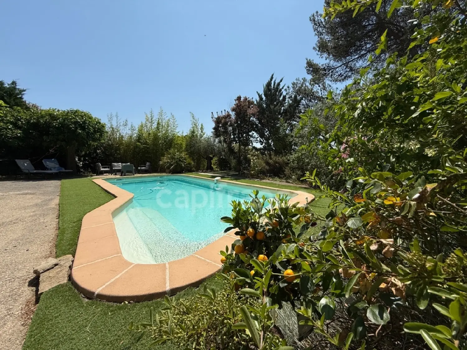  for sale house La Tour-d'Aigues Vaucluse 3
