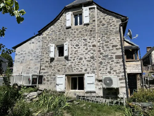 Lacapelle-Barrès Cantal huis foto 7112210
