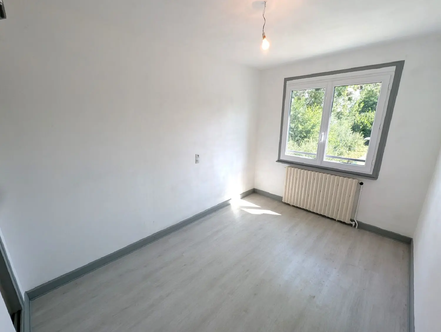 for sale house Le Donjon Allier 5