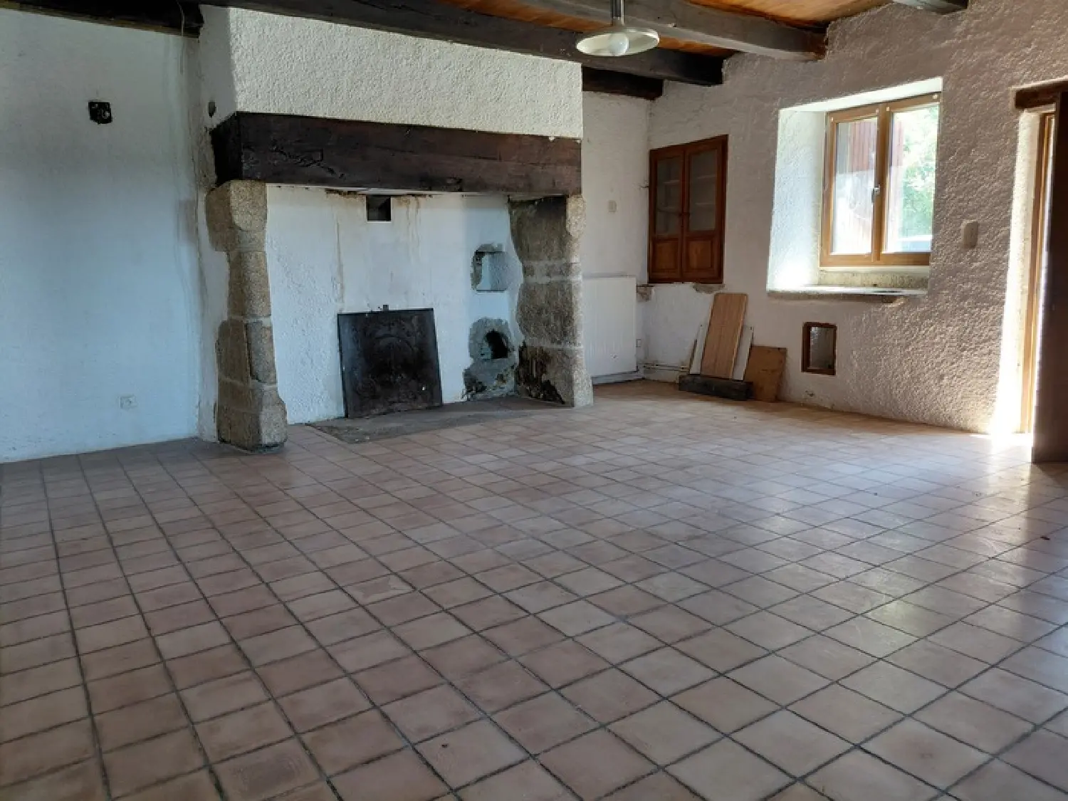  for sale house Leynhac Cantal 2