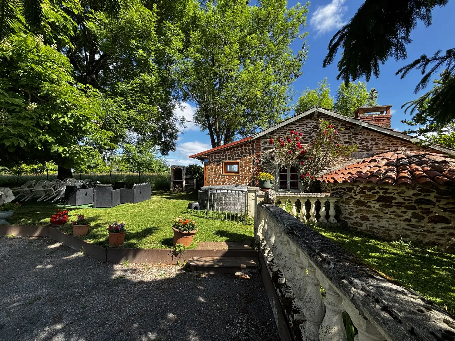  en venta casa Leynhac Cantal 4