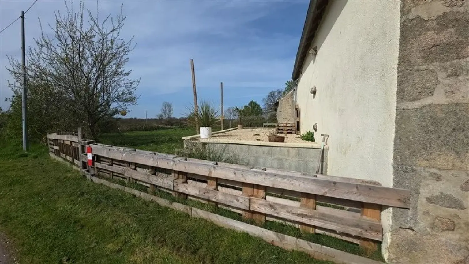  à vendre maison Lussac-les-Églises Haute-Vienne 2