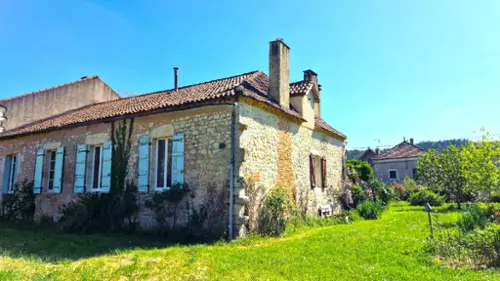 Luzech Lot Haus Bild 7106591