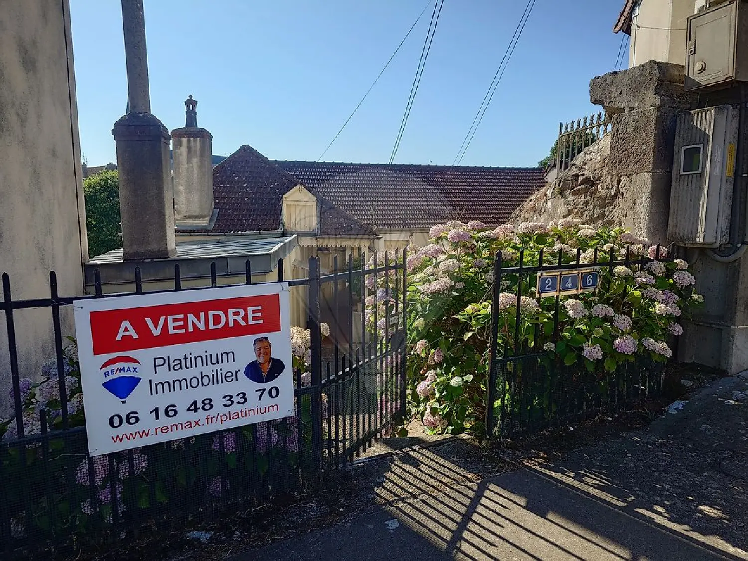  te koop huis Luzy Nièvre 1