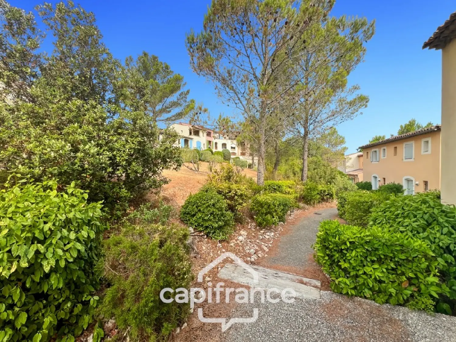  à vendre maison Mallemort Bouches-du-Rhône 1